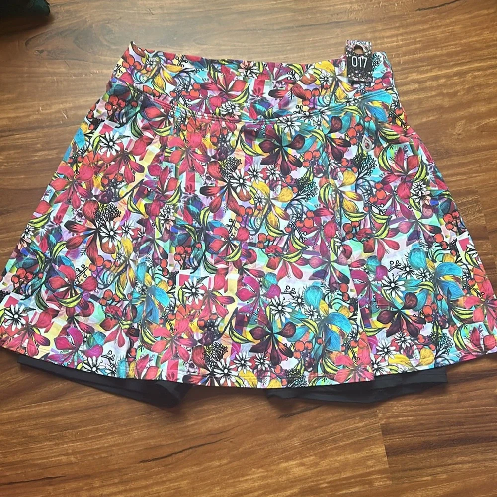 Dona Jo tennis ๐พ pickleball skort size 3 or XL - Picture 8 of 9